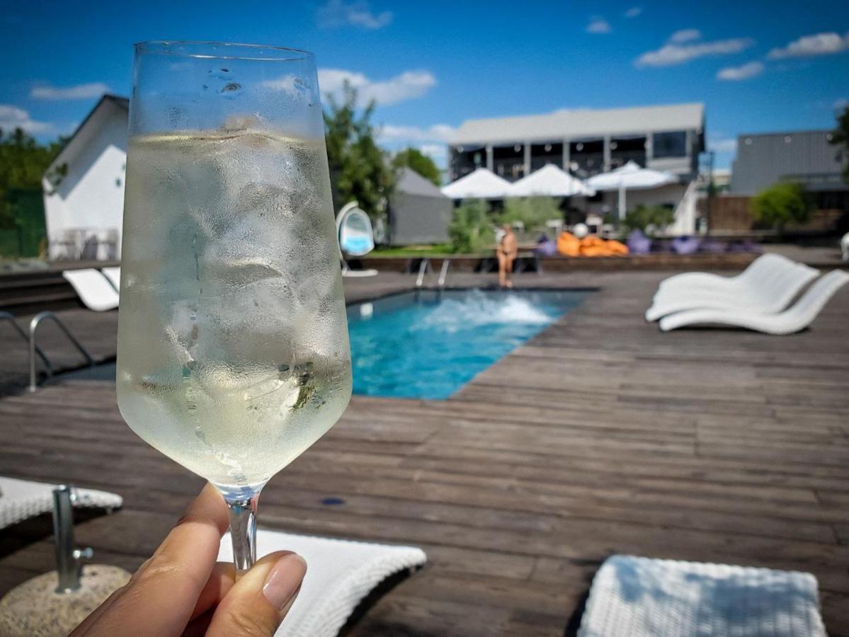 Hotel Долина Хюгге Chornomors'ke  Exteriér fotografie